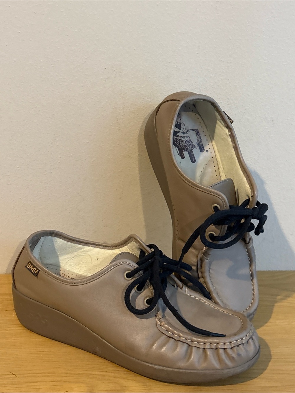 SAS Women's BOUNCE MOCHA Leather Lace Up Wedge MOCCASIN Shoes Sz 8 1/2 W Wide